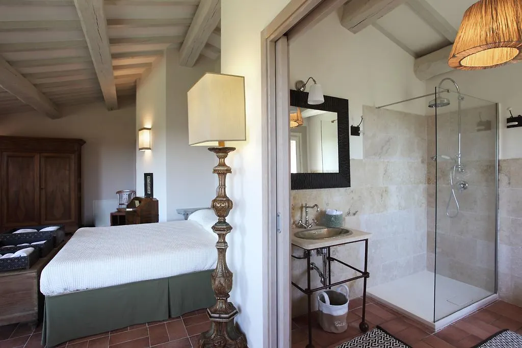 Farm stay La Capalbiola Hotel